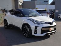 Image for 2020 Toyota C-HR GR HYBRID, Push Start