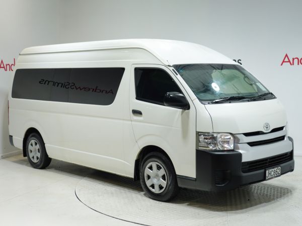 2015 Toyota Hiace Minibus 3.0D 4AT VAN image