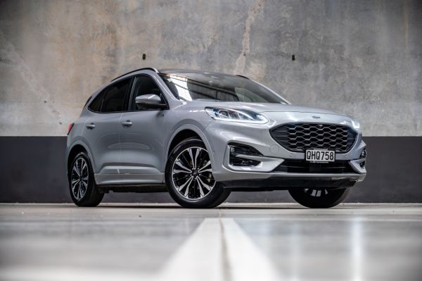 2023 Ford Escape St-Line X AWD Full Hybrid FHEV image