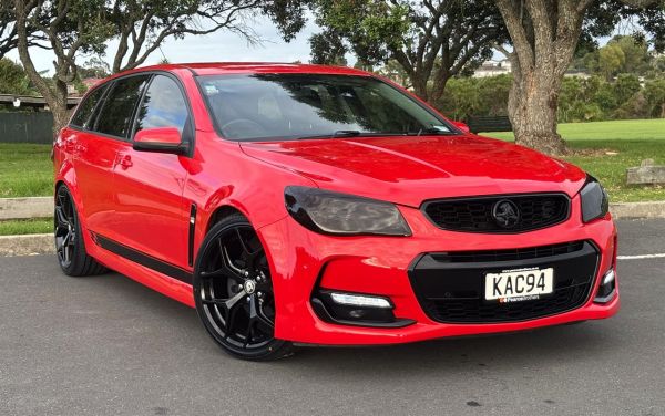 2016 Holden Commodore Wagon VF2 SV6 SPORTSWAGON image