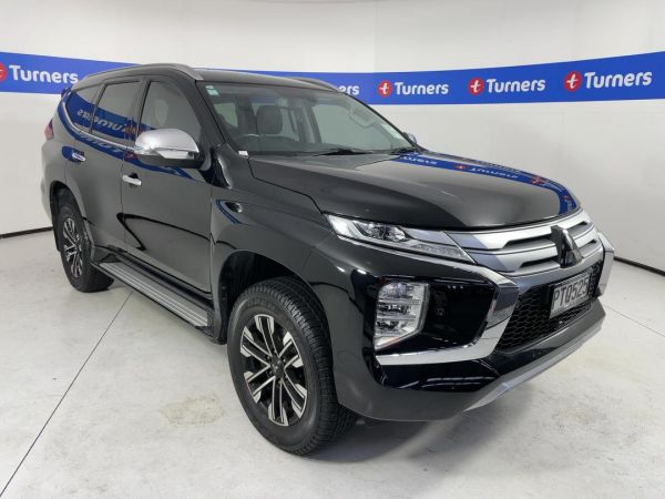 2023 Mitsubishi Pajero Sport SUV VRX image