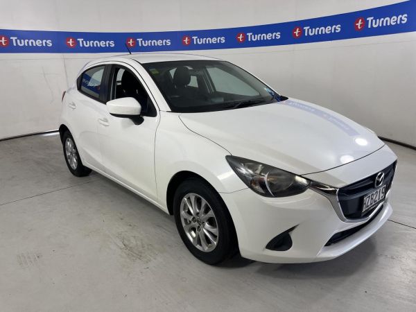2015 Mazda Demio (Mazda2) Hatchback GLX image