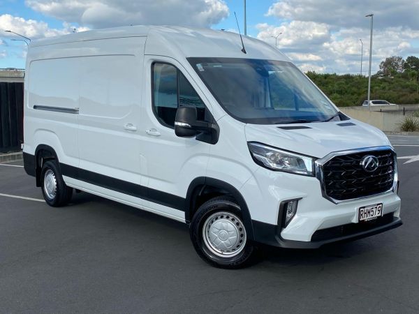 2025 LDV Deliver 9 Van BIGGER DD AUTO 2.0DT 7 YEAR / 200,000 KM WARRANTY image