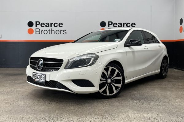 2013 Mercedes-Benz A180 Hatchback 1.6P, PART LEATHER, PADDLE SHIFTERS image