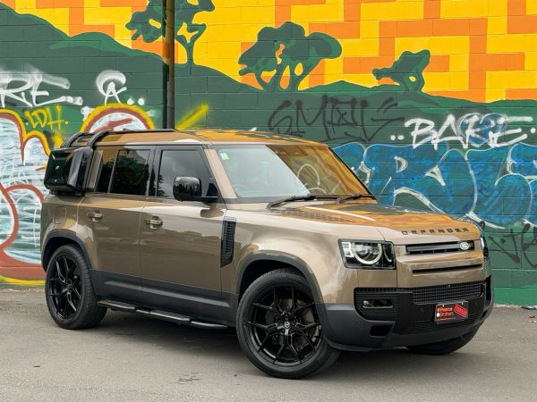 2022 Land Rover Defender SUV 110 S D300 TURBO DIESEL image