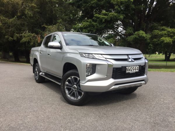 2021 Mitsubishi Triton GLXR 2WD D/C W/S 2.4L AUTO image
