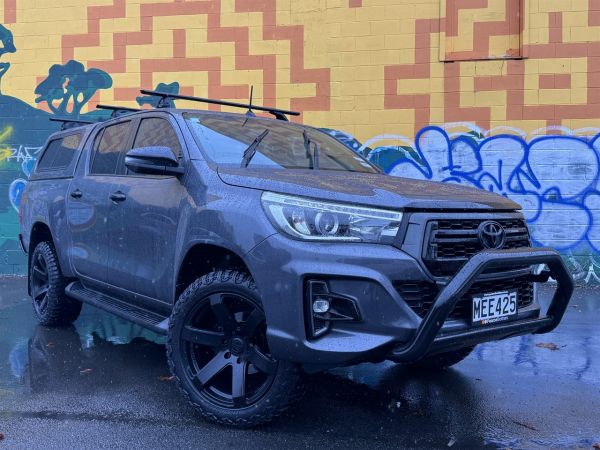 2019 Toyota Hilux Ute SR5 CRUISER CANOPY image