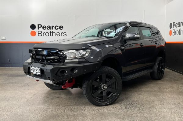 2016 Ford Everest TREND, 4X4, LIFTED BEAST, 7 SEATER image