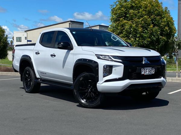 2022 Mitsubishi Triton Ute VRX, HARDLID image
