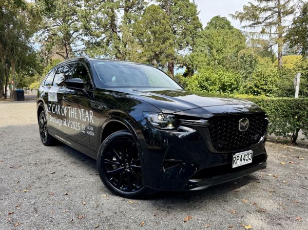 2026 Mazda CX-80 HOMURA image