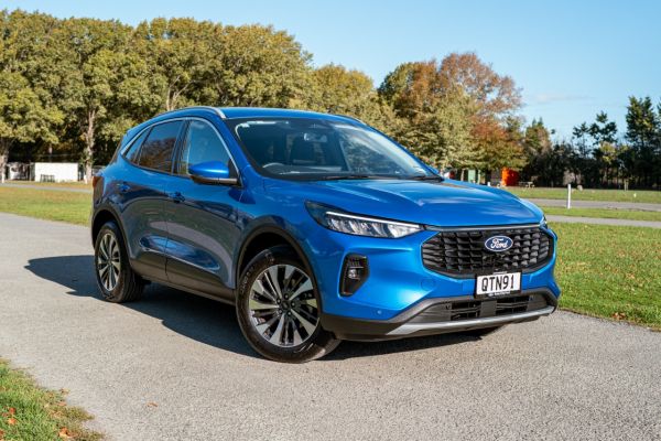 2024 Ford Escape Titanium Hybrid 2.5L FHEV image