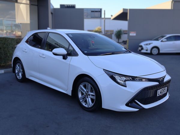 2019 Toyota Corolla GX PETROL, Hatchback image