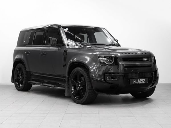 2023 Land Rover Defender 110 V8 image