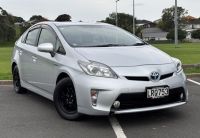 Image for 2015 Toyota Prius Hatchback 