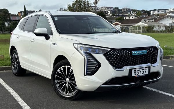 2023 Haval Jolion SUV ULTRA HYBRID 1.5 image