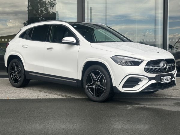 2026 Mercedes-Benz GLA 250 e Plug In Hybrid SUV - NZ New image