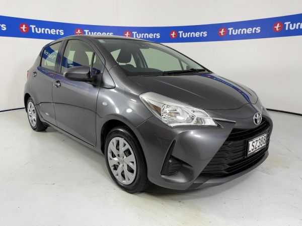 2018 Toyota Yaris Hatchback GX image