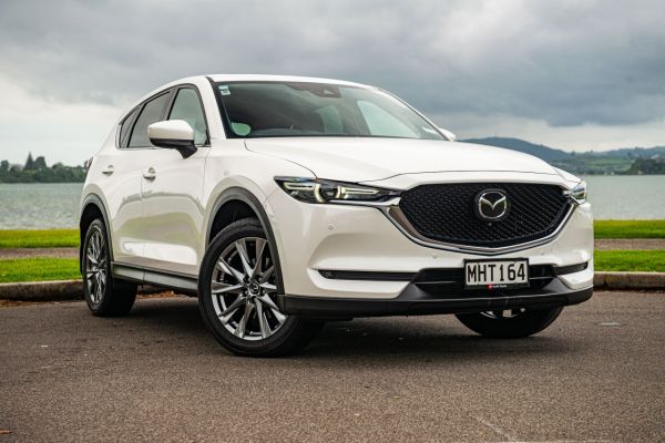 2019 Mazda CX-5 Takami PTL 2.5P/4WD image