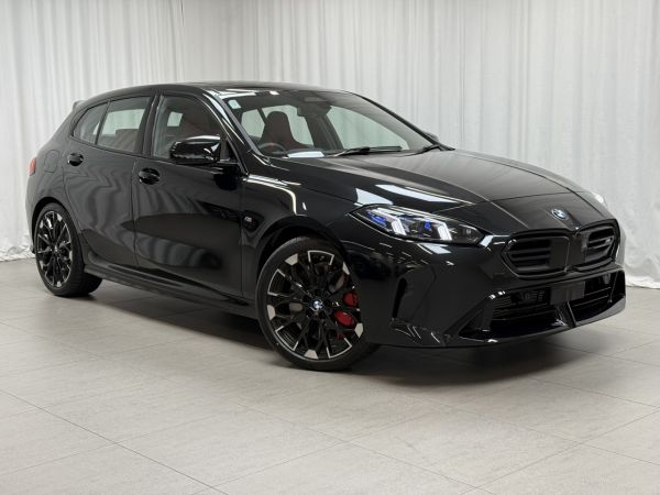 2025 BMW M135i 22GE xDrive Hatch image