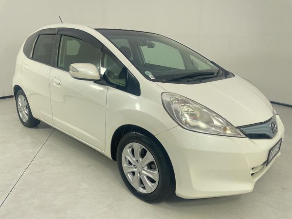 2011 Honda Fit Hatchback image