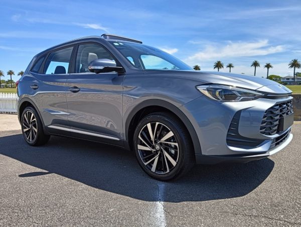 2025 MG ZS Essence 1.5Pht/3Hd image