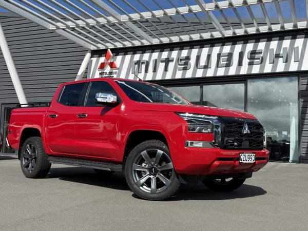 2025 Mitsubishi Triton GLXR 4WD 2.4L Bi Turbo Diesel image