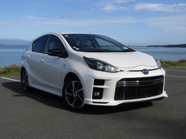 2018 Toyota Aqua 1.5 Hybrid G GR Sport image