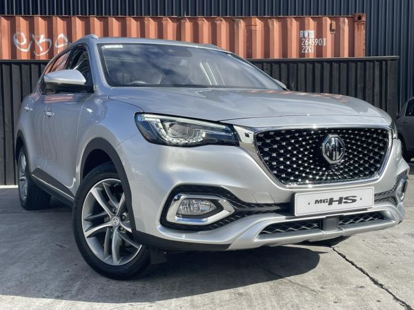 2025 MG HS PHEV Essence image