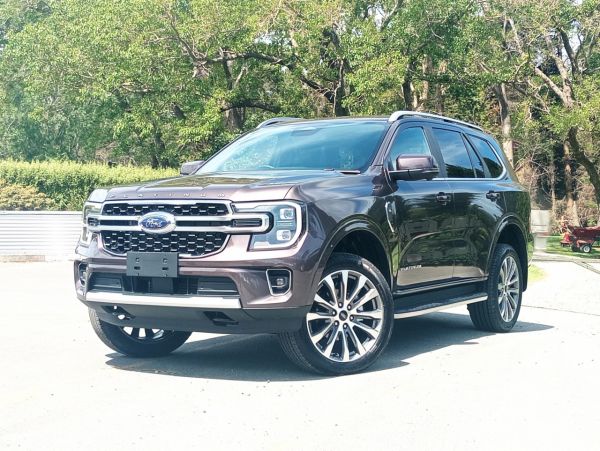 2025 Ford Everest 4WD Platinum 3.0L V6 image