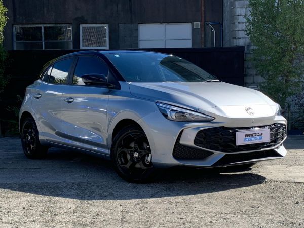 2025 MG MG3 Essence Hybrid Black Edition image