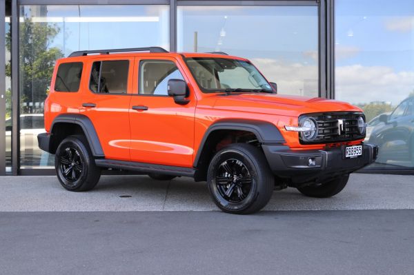 2025 GWM Tank 300 Lux Hybrid 2.0PH - NZ New image