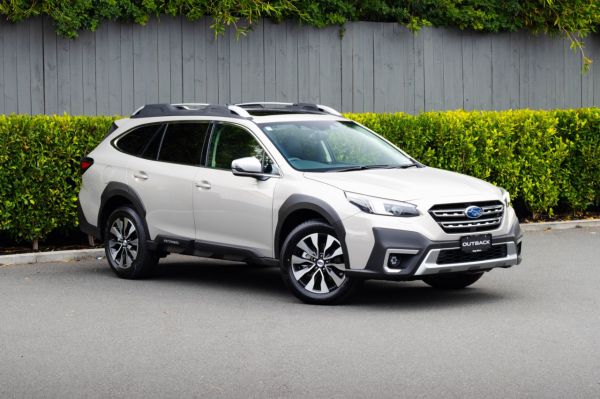 2025 Subaru Outback XT Touring 2.4T image