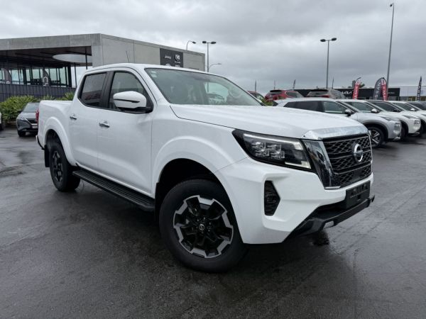 2025 Nissan Navara Ute ST-X 4WD Auto image