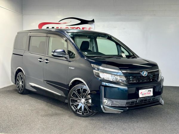 2014 Toyota Voxy Wagon HYBRID 7 SEATER image