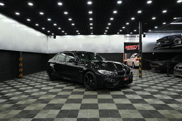 2016 BMW M3 Sedan LCI*Facelift image