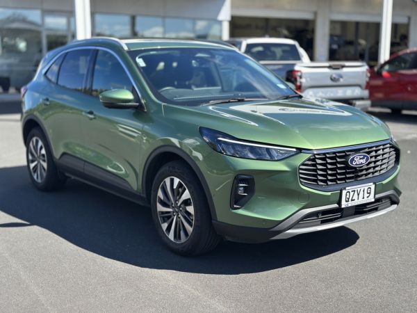 2025 Ford Escape Titanium 2.5L FHEV image