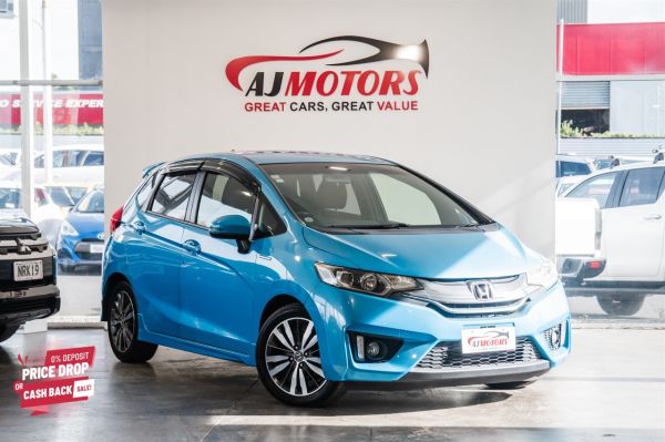2014 Honda Fit Hatchback HYBRID SPORTS image