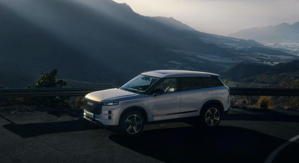 2025 JAECOO J7 SUPER HYBRID image