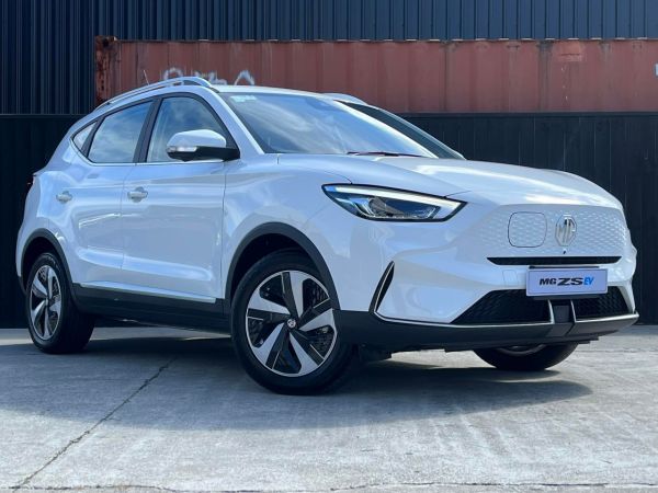 2025 MG ZS EV ESSENCE Facelift 50.3kWh 320KM Range image