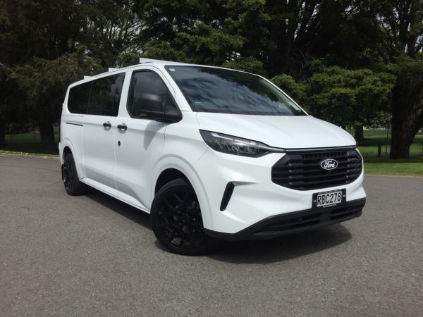 2025 Ford Transit KOMBI BUS 9 SEATER image