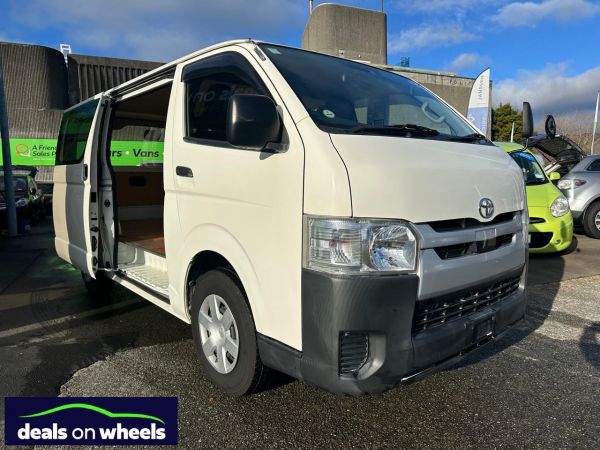 2018 Toyota Hiace Van 2800cc Diesel * Auto * 5 Door image