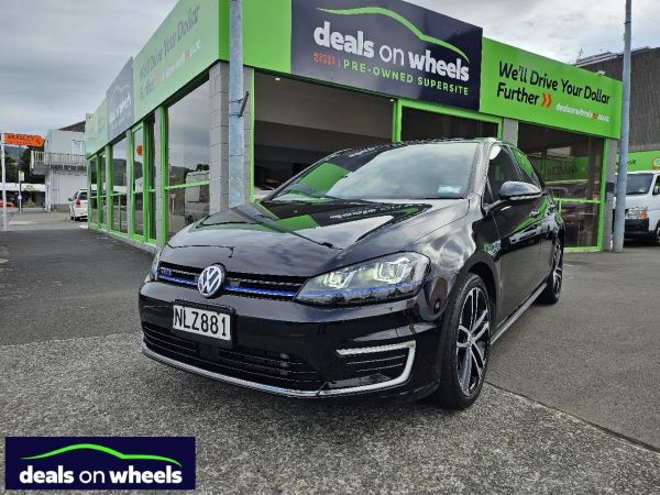 2017 Volkswagen Golf Hatchback GTE * Super Low Ks * Rada Cruise * image