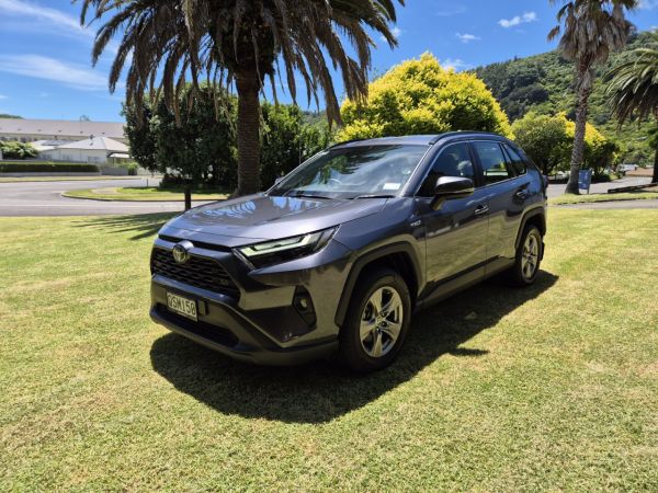 2024 Toyota RAV4 GX 2.5P Hybrid image