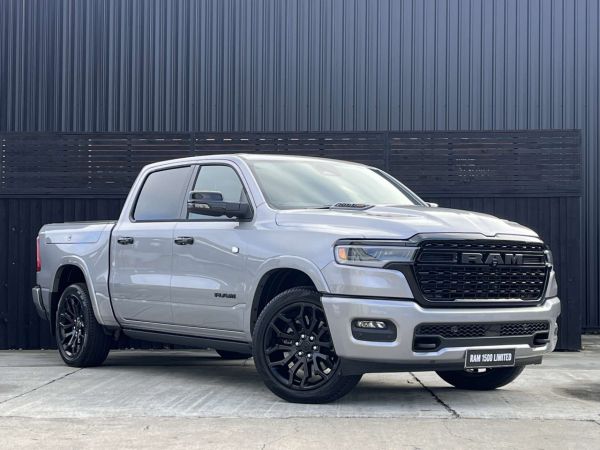 2025 RAM 1500 Limited Hurricane I6 image