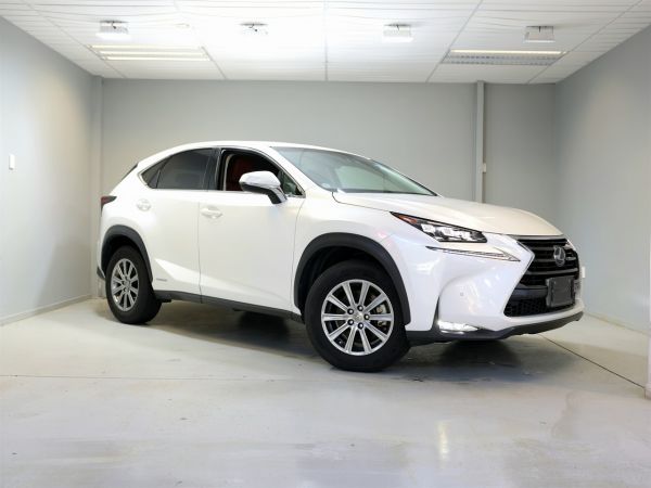 2017 Lexus NX 300H I Package,Radar cruise control, Electric tailgate image