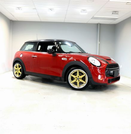 2018 Mini Cooper Hatchback S, Turbo, 18" Custom WORK Mags, Cruise control, Paddle shift image