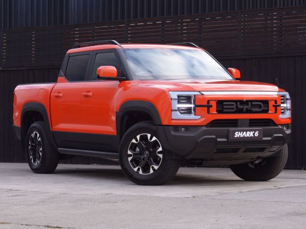 2025 BYD Shark 6 Premium Phev Awd Ute image