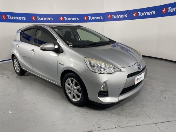 2012 Toyota Aqua Hatchback HYBRID image