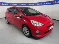 Image for 2015 Toyota Aqua Hatchback