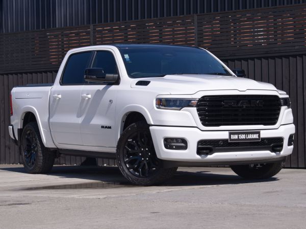 2025 RAM 1500 Laramie Sport Hurricane image